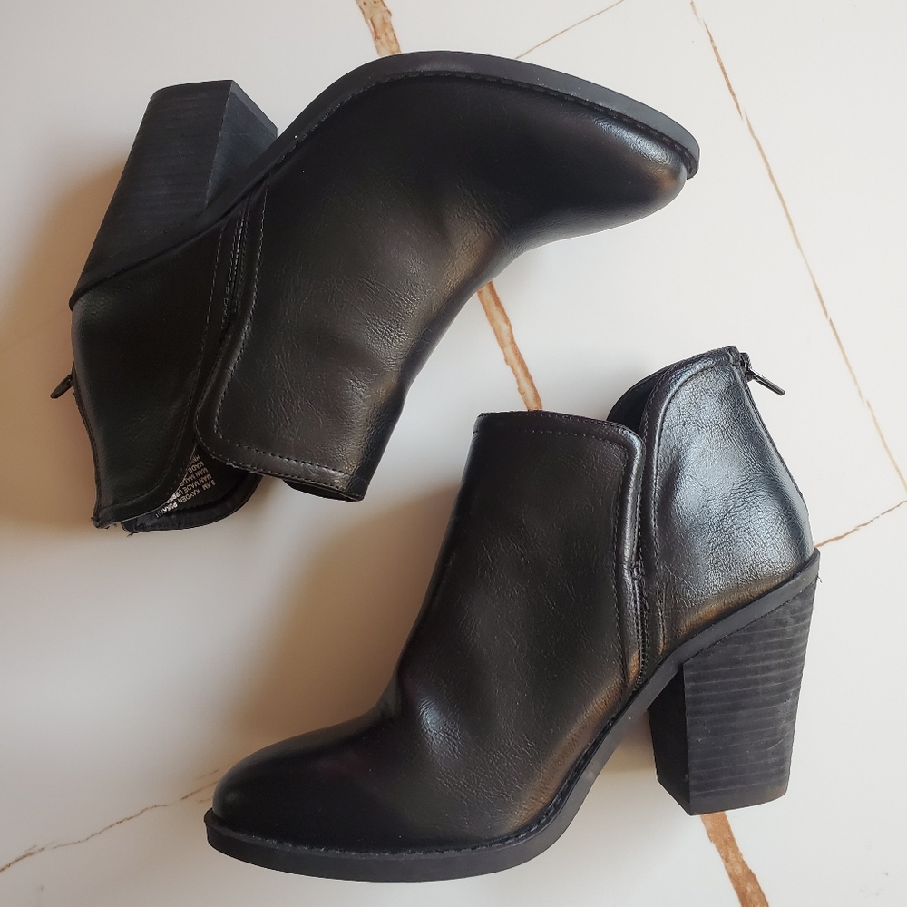 Joie Kayden Heeled Ankle Booties - Picture 7 of 10